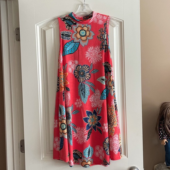 Dresses & Skirts - Ladies Swing Dress with pockets